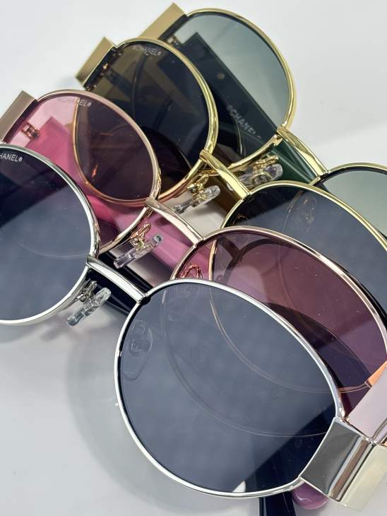 Picture of Chanel Sunglasses _SKUfw79759843fw